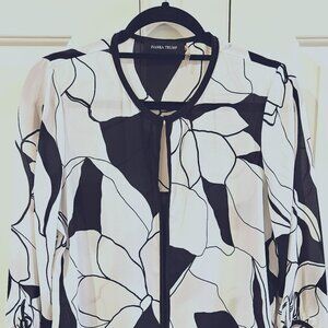 Ivanka Trump women's blouse